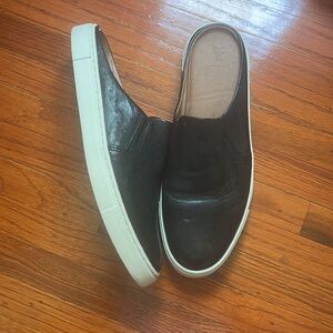 Frye Ivy black mule sneakers